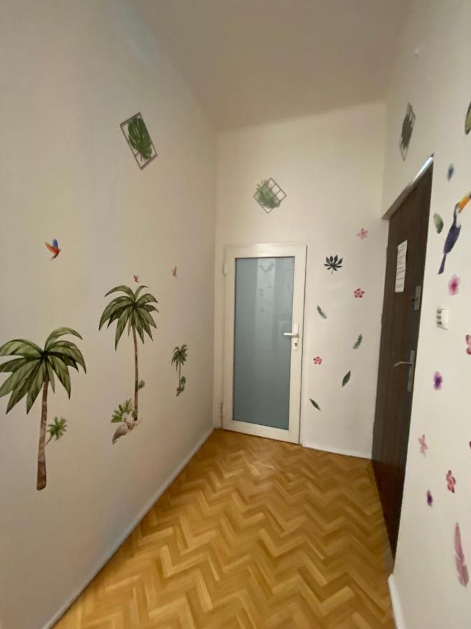 Jungle Rooms Gdansk Exterior photo